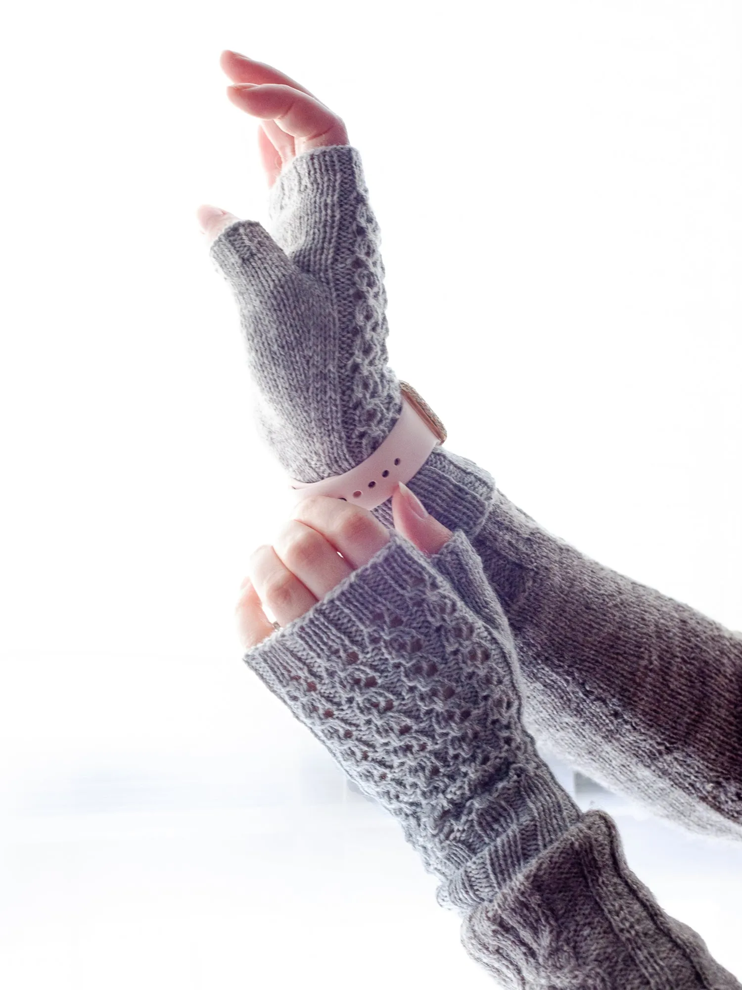 Cloverleaf Lace Mitts <br/><small>knitting pattern</small>