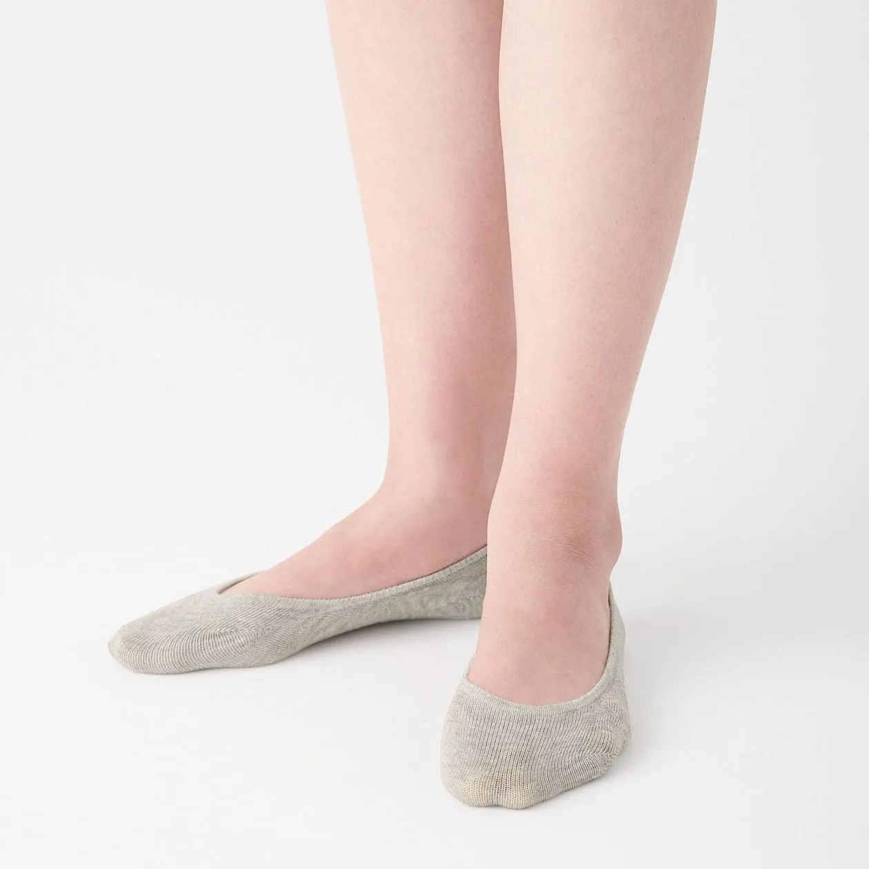 Non-Slip Wide Fit Cotton Blend No-Show Socks